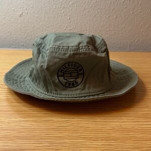 Tommy Hilfiger Bucket Hat
